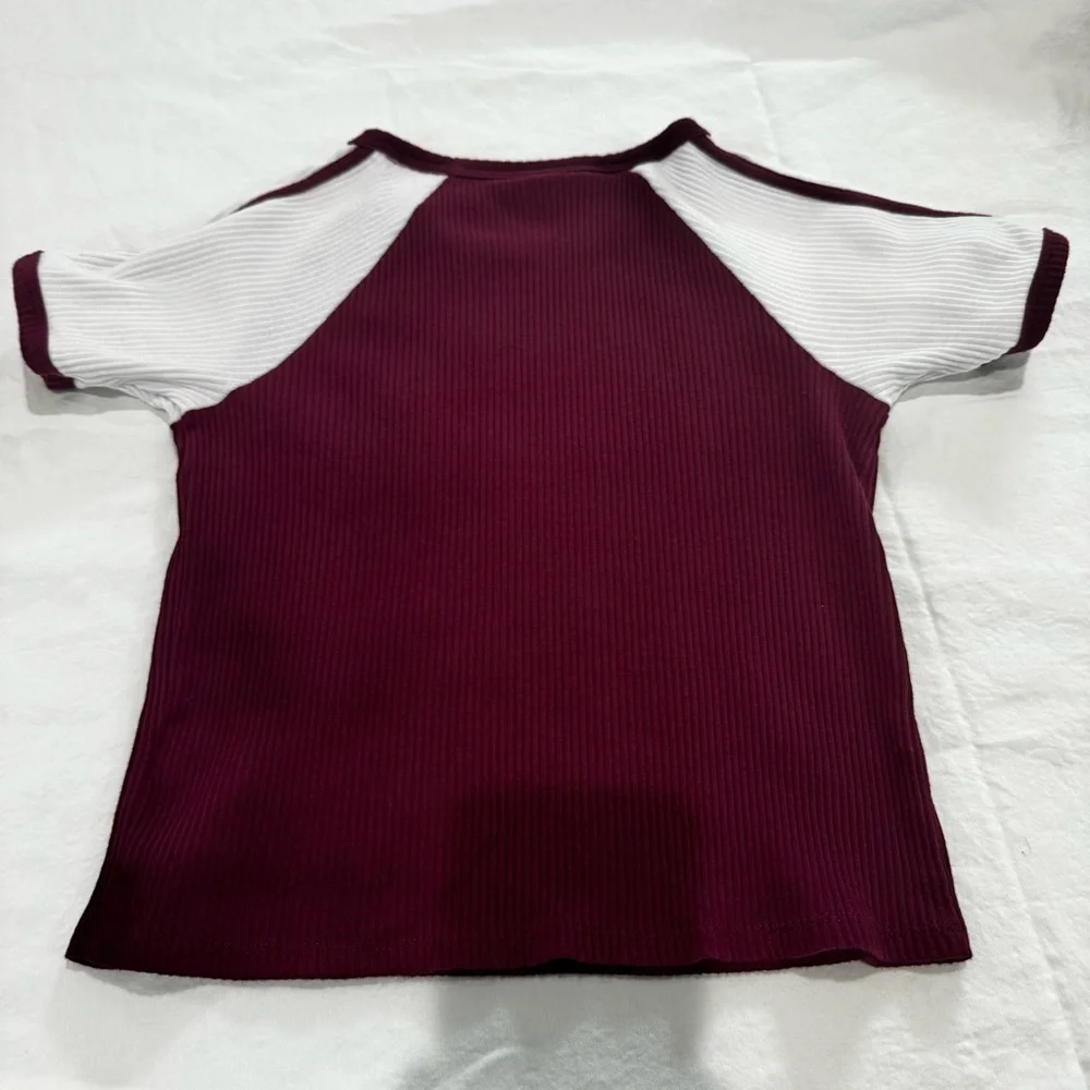 Justice Girls Short Sleeve Maroon and White Ribbed Sweater, Size 10, Fall Shirt